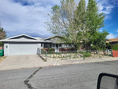 2601 Grant St Photo 1