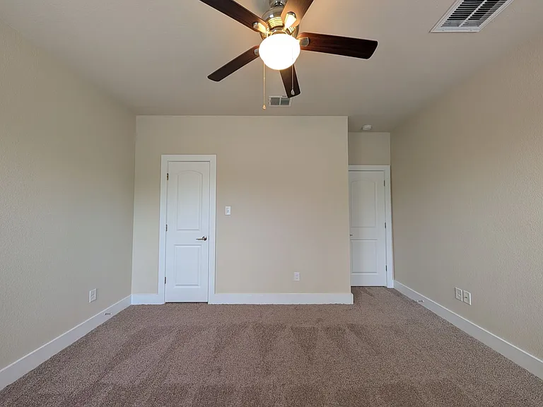 711 Gristmill Dr — Photo 24