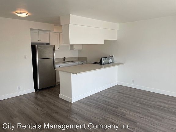 4th image of 101 Claremont Ave APT 8