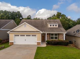 166 Sugar Creek Dr, Cornelia, GA 30531