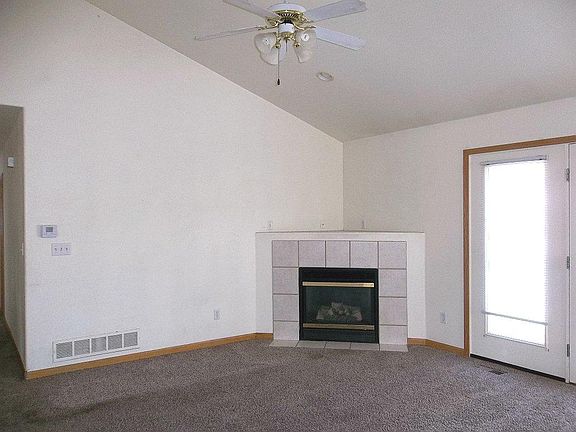 3rd image of 236 53rd Avenue Ct
