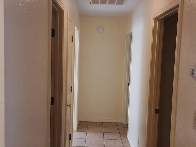 12182 Fernwood Dr W — Photo 15