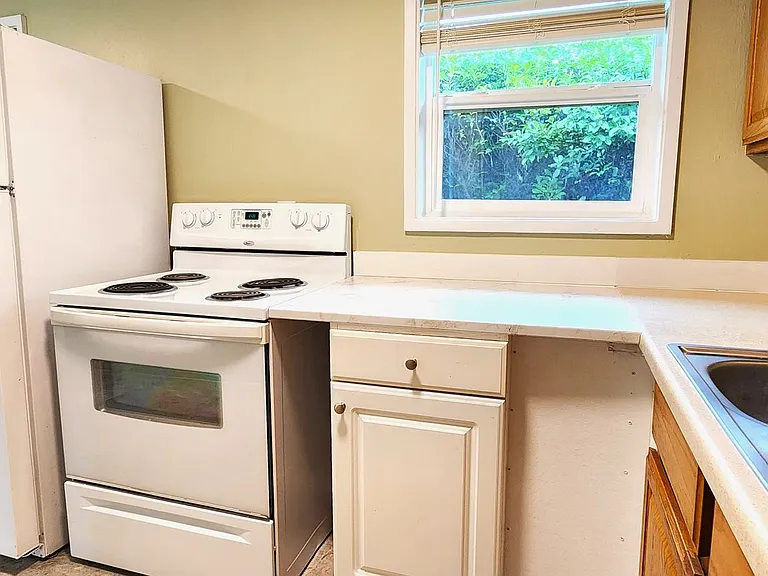 Lochburn 8814-8815 — Photo 16