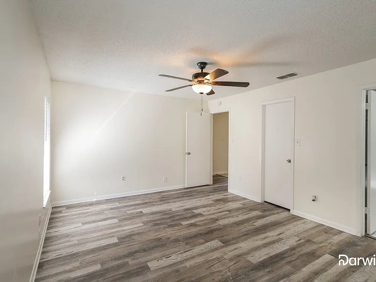 656 Bryan Terrace Dr — Photo 9