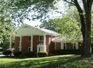 2210 Grecourt Dr, Toledo, OH 43615