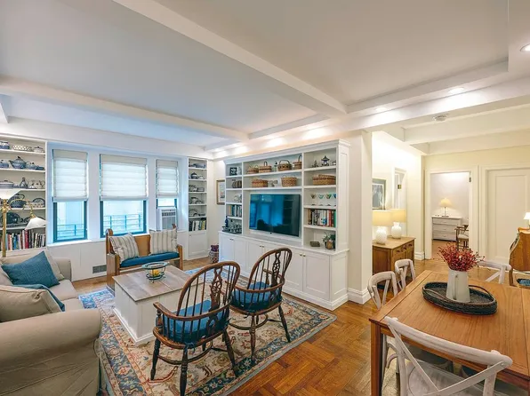 124 E 84th St APT 5-D, Manhattan, NY 10028