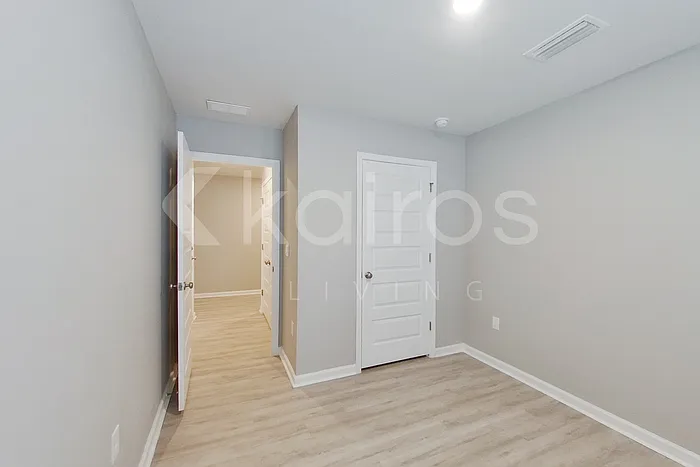 4758 Malay Cir — Photo 11