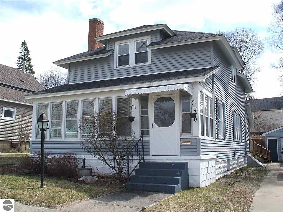 1st image of 410 E North St