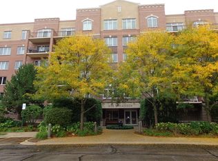 5105 Madison St UNIT 407, Skokie, IL 60077