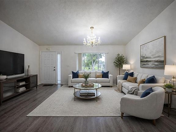 3rd image of 10452 SW 62ND TERRACE ROAD