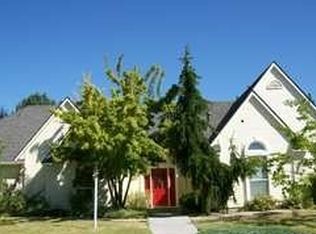1948 E Cypress Point Dr, Eagle, ID 83616