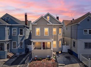 451 E 31st St FLOOR 2, Paterson, NJ 07504