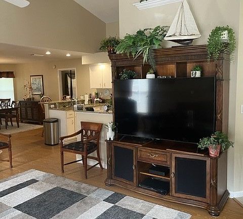 3rd image of 3344 E Pebble Creek Dr