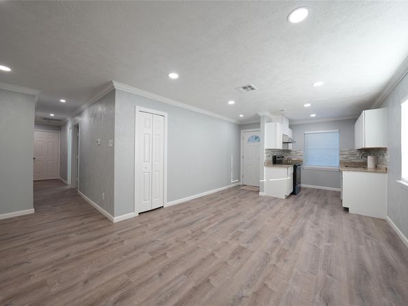 1121 Stonetrail Dr, Plano, TX 75023