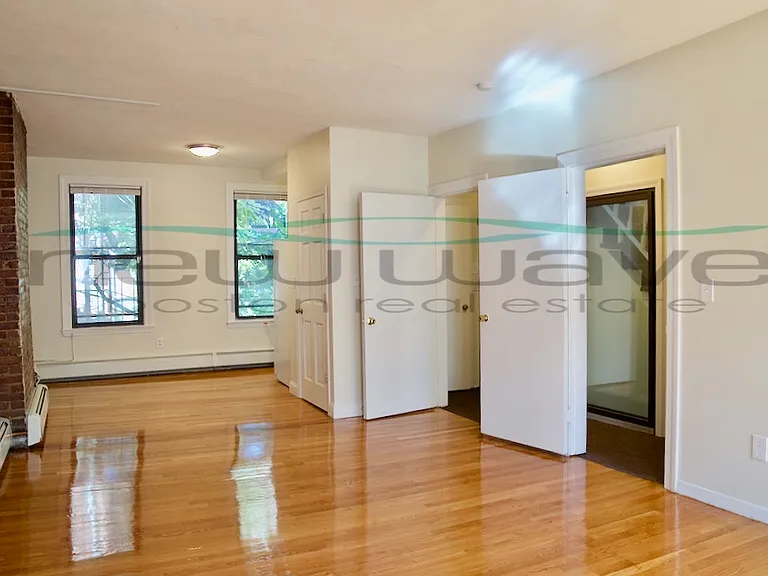 38 Bradford St #5 — Photo 1