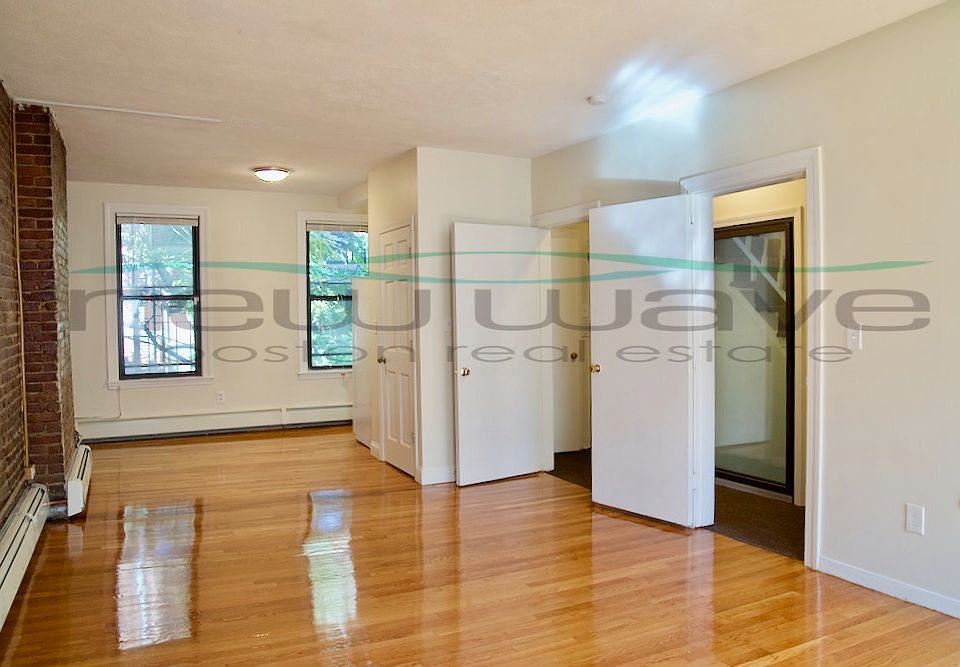 1st image of 38 Bradford St #5