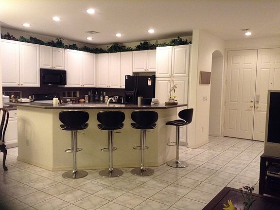 4th image of 10244 Riva De Destino Ave