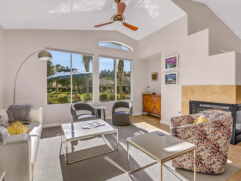 67361 N Laguna Dr — Photo 16