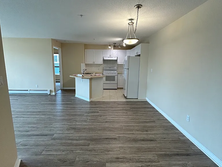 1021 Ross St — Photo 32