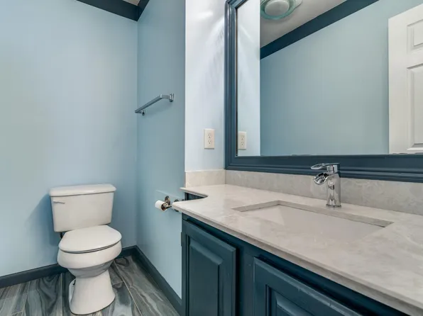 8306 Columbia Dr, Rowlett, TX 75089