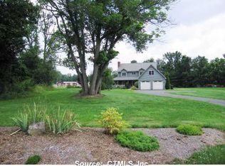 4 Eastwood Dr, North Granby, CT 06060