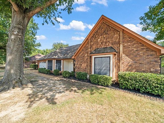 4th image of 3988 Fern Valley Dr