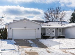 1636 E Gaylord St, Mount Pleasant, MI 48858