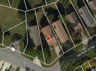 4049 Oak Glenn Dr, Duluth, GA 30096