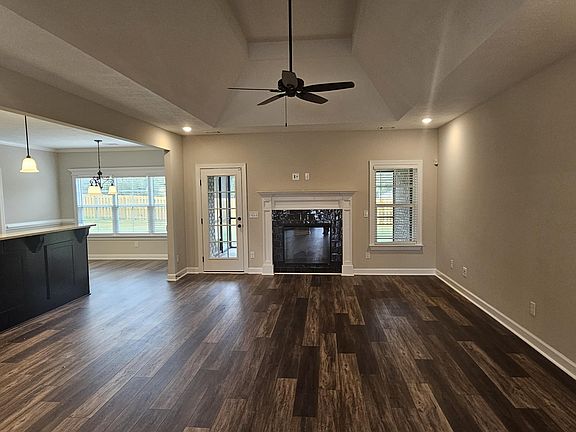 3rd image of 3346 Stockport Drive