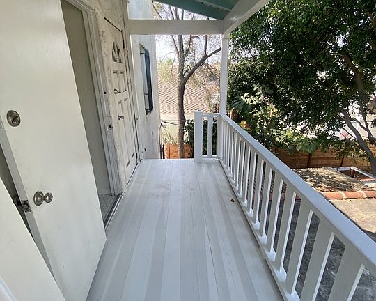 5th image of 1941 S Bedford St #1