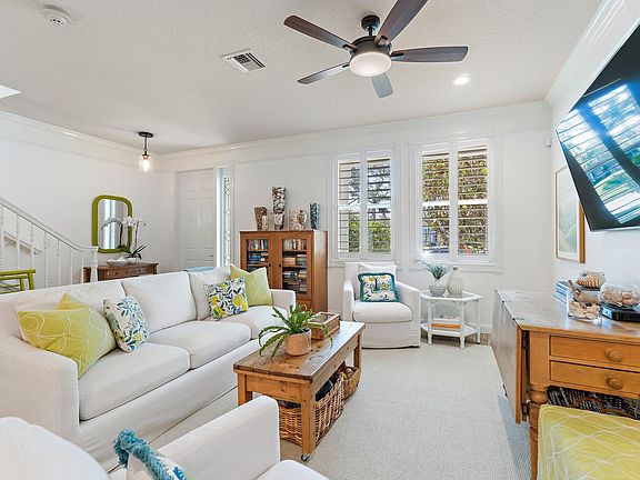 4th image of 1471 N Jeaga Drive