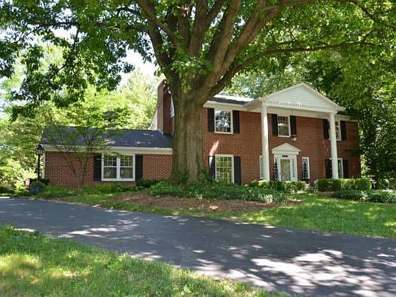 1st image of 5805 White Oak Ct