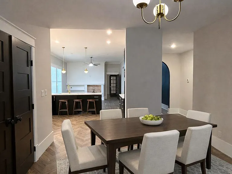 385 Inman St SW — Photo 4