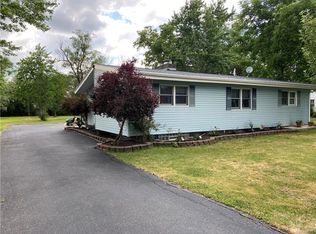 620 Ayer Rd, Williamsville, NY 14221