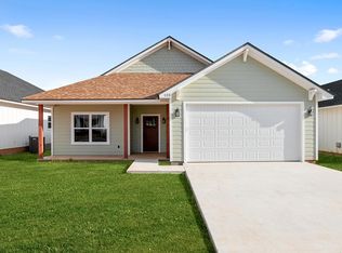 125 Feather Way, Fredericksburg, TX 78624