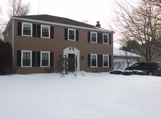 31231 Roberta Dr, Bay Village, OH 44140
