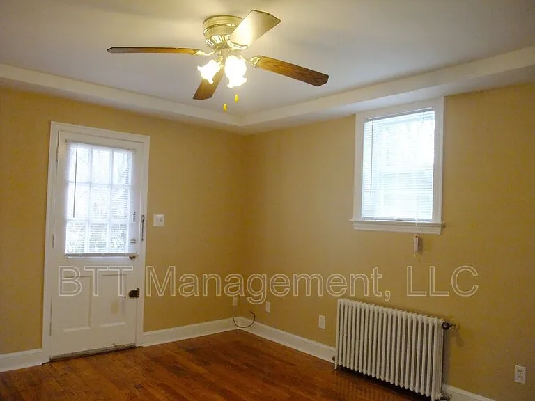 8401 Greenwood Ave #1 — Photo 13