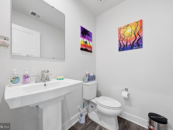 3rd image of 6708 Ballenger Run Blvd