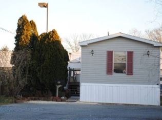 27 Eby St, Manheim, PA 17545