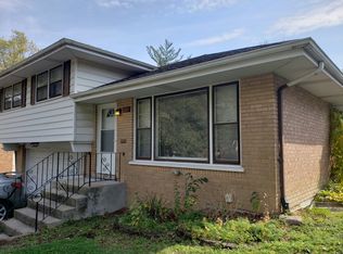 3009 Longfellow Ave, Bridgeview, IL 60429