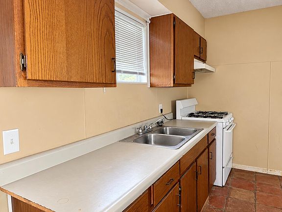 5th image of 3722 31st St