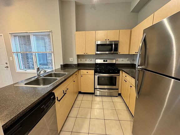 5th image of 4955 N Damen Ave Ste 1