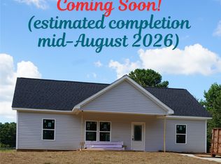 400 Henson Cir, Carrollton, GA 30117