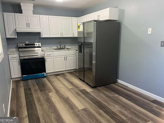 5th image of 2875 Carriage Ln