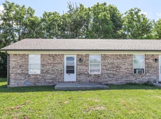1145-1155 Leota Dr, Martinsville, IN 46151