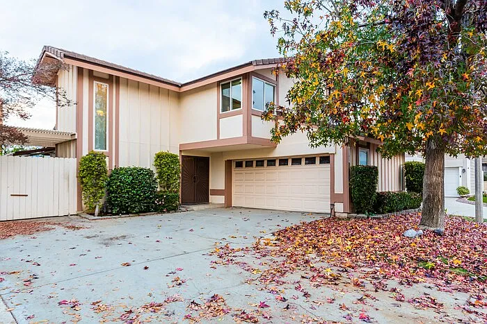 4 bed, 2.5 bath, 1758 sqft, $3,900 — Photo 3