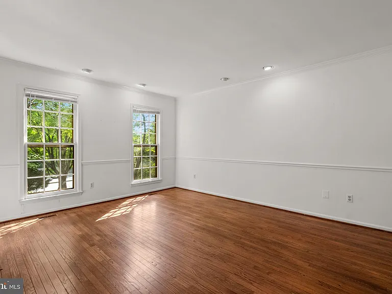 11017 Cedarwood Dr — Photo 3