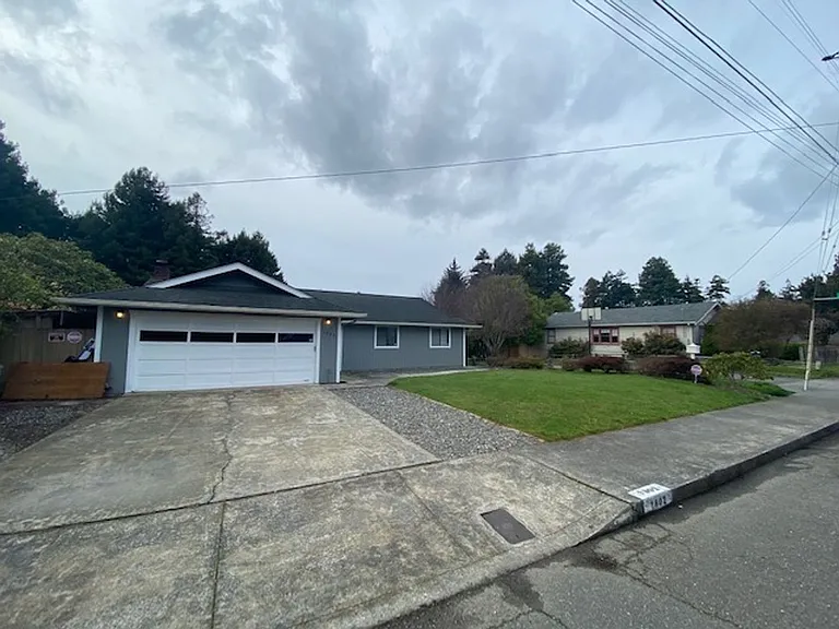 1802 McFarlan St — Photo 39
