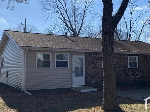 1603 Queens Way APT A, Champaign, IL 61821