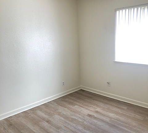 5th image of 13605 Fair Oaks Blvd